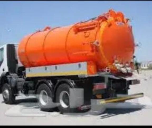 شفط الصرف الصحي بجهاز الكمبروسر في الرياض